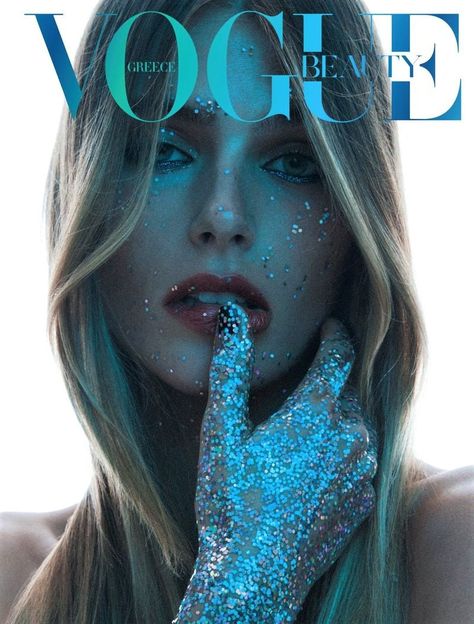 Madison Headrick by Alvaro Beamud Cortes in Vogue Greece — Anne of Carversville American Top Model, Magazine Cover Ideas, Magazine Design Cover, Madison Style, The Big Blue, Vogue Editorial, Vogue Magazine Covers, Fashion Magazine Cover, Vogue Beauty