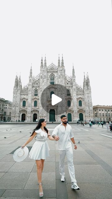 Moment-photography on Instagram: "Pre wedding in Milan 🇮🇹
.
.
.
.
#prewedding #video #videography #milano #milan #italy #wedding #dress #groom #bride #shotonfilm #preweddingshoot #preweddingphoto #love" Prewedding Video, Prewedding Dress, Italy Wedding Dress, Wedding Dress Groom, Moment Photography, Pre Wedding Photos, Italy Wedding, Milan Italy, Wedding Photo