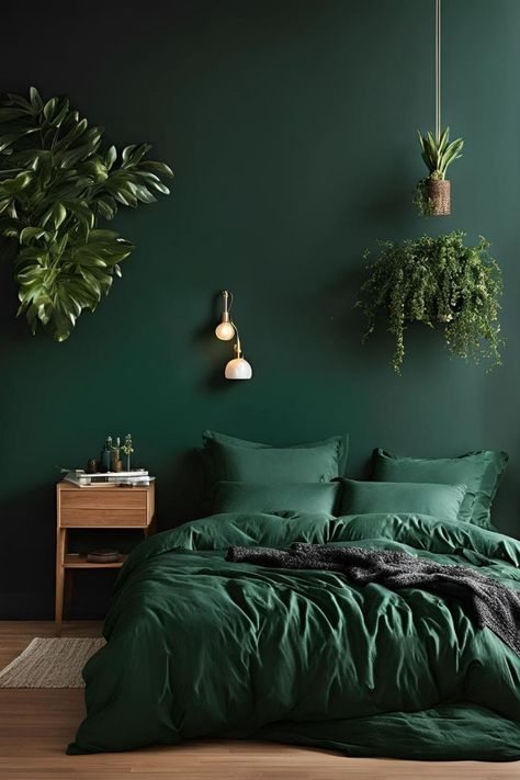 Evergreen Bedroom, Victoria Cohen, Dark Green Bedroom Ideas, Forest Green Bedrooms, Treehouse Bedroom, Black Bedroom Aesthetic, Dark Green Bedroom, Green Bedroom Walls, Green Bedrooms