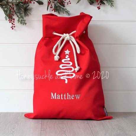 Red Tree Christmas, Burlap Ornaments, Christmas Goodie Bags, Personalized Letters From Santa, Santa Sacks, Personalised Santa Sacks, Christmas Decorations For Kids, Christmas Sack, Christmas Tote Bags