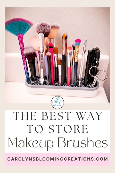 Organizing Makeup Brushes, How To Store Makeup Brushes, Makeup Brushes Organization, Makeup Brush Holder Ideas, Diy Salt Scrub Recipe, Make Up Brush Storage, Eyeshadow Organizer, Salt Scrub Diy, Scrub Recipe Diy