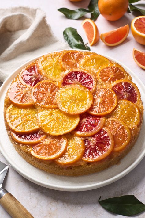 Grapefruit Upside Down Cake, Orange Upside Down Cake, Caramelized Fruit, Orange Dessert, Citrus Desserts, Citrus Cake, Baked Sweets, Baking Stuff, Orange Cake Recipe