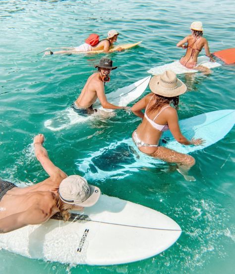 Summer Job Aesthetic, Surfing Friends, Surfing Aesthetic Girl, Beach Floats, Surfer Aesthetic, Surf Competition, Surfing Aesthetic, Surf Instructor, Surf Aesthetic