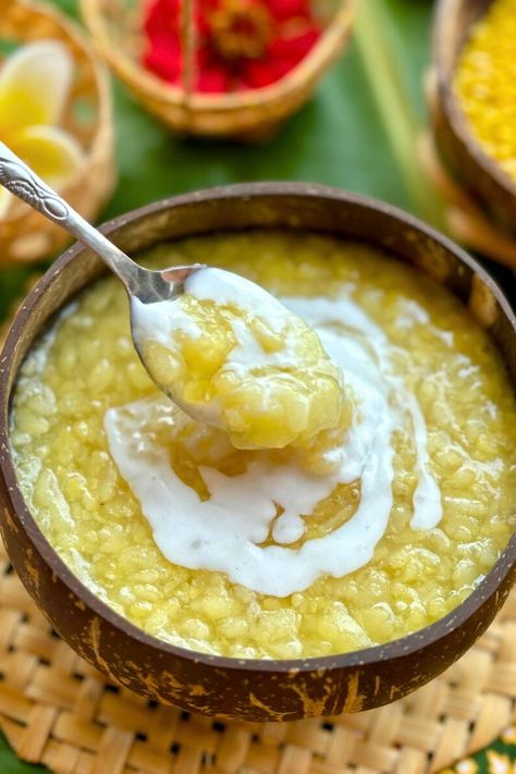 Try this simple recipe for a sweet mung bean pudding. It's a smooth dessert made with coconut milk, loved in both Thai and Vietnamese cuisine.