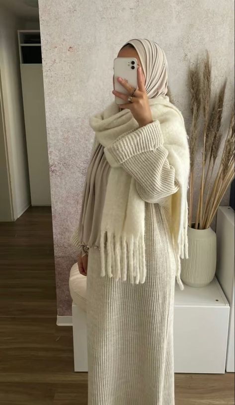 #modestclothing #winter #creamy #fashion #aesthetic #hijab #modesty #autumn #nails Islamic Modest Fashion, Modest Outfits Muslim, Modest Winter Outfits, Outfits Muslim, Estilo Hijab, Hijabi Fits, Modest Casual Outfits, Stile Hijab, Mode Zara