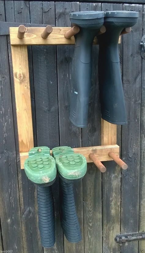 DIY Boot Storage Welly Rack, Shed Organization, Boot Rack, Boot Storage, Boot Room, Ideas Patio, Patio Decorating, Lights Outdoor, Patio Ideas