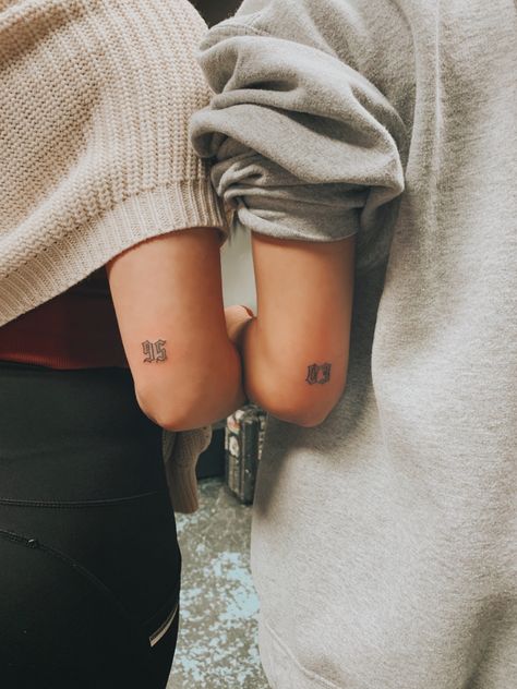 Delicate Sister Tattoos Simple, Sister Sign Tattoo, Step Sister Tattoos, Soul Sister Tattoos Symbol, Little Sister Tattoo Ideas, Minimalist Sister Tattoo, Mini Tattoos Sisters, Simple Sister Tattoos, Sisterhood Tattoos