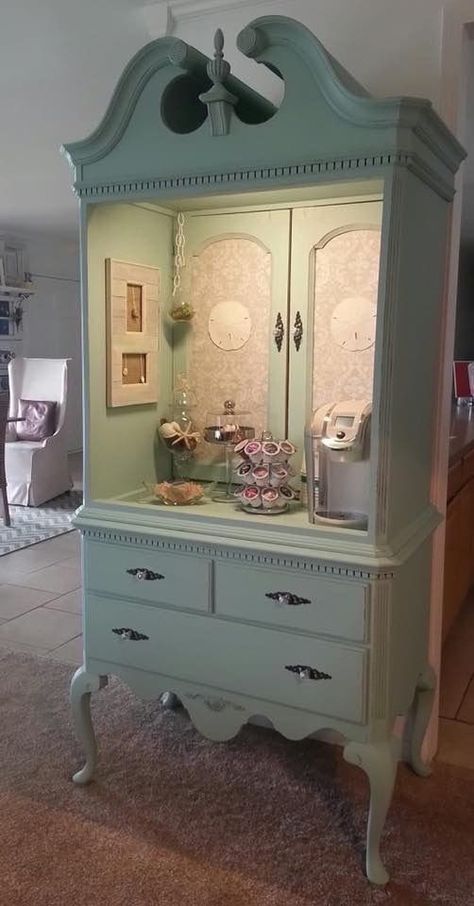 Muebles Shabby Chic, Coffee Stations, Home Coffee Bar, Coffee Bar Home, Coffee Bar Ideas, Interior Vintage, Furniture Flip, Coffee Bars, Refinished Furniture