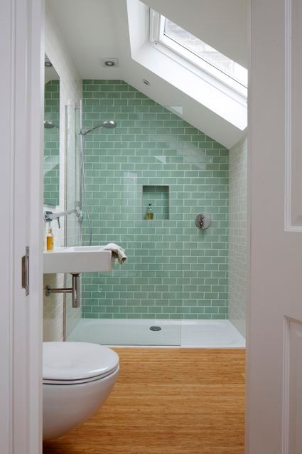 Attic Bathroom Ideas, Small Attic Bathroom, Makeover Kamar Mandi, Loft Bathroom, Attic Bathroom, Small Bathroom Makeover, Small Remodel, Attic Renovation, Attic Remodel