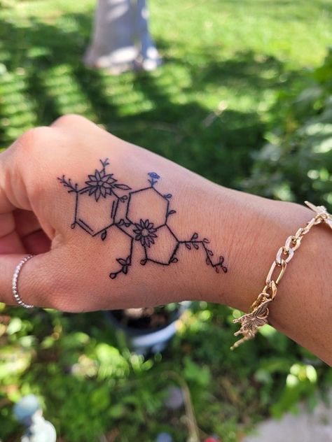 Little Tattoos, Dopamine Tattoo, Serotonin Tattoo, Tattoo Bunt, See Tattoo, Molecule Tattoo, Awareness Tattoo, Health Tattoo, Healing Tattoo