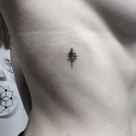 Simple Tree Tattoo, Pine Tattoo, Tattoo Tree, Tattoo Tiny, Mother Nature Tattoos, Pine Tree Tattoo, Helix Piercings, Tree Of Life Tattoo, Arrow Tattoos