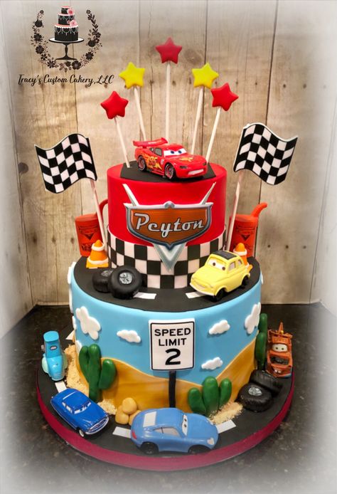 Cars 3 Cake Ideas, Cars 3rd Birthday Cake, Cars 2nd Birthday Party Cake, Cars Bday Cake, Disney Cars Cake Ideas, Cars Birthday Cake For Boys, Mcqueen Cake Ideas, Birthday Cake Car Theme, Cars Theme Birthday Party Cake