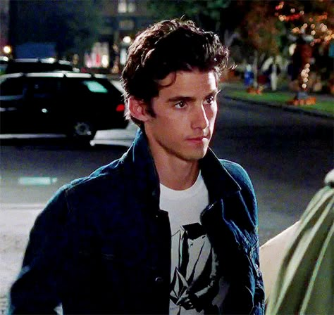 Jess Gilmore, Gilmore Girls Jess, Gilmore Guys, Rory And Jess, Jess Mariano, Gilbert Blythe, Milo Ventimiglia, Rory Gilmore, Hottest Guy Ever