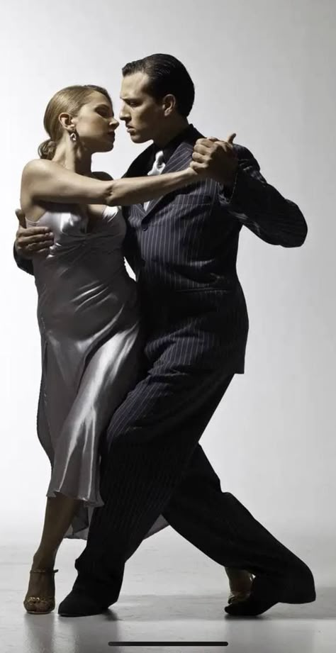 Dancing Pose Reference, Art Tango, Tango Art, Dancing Ballroom, Tango Dancers, Tango Dance, Argentine Tango, Shall We Dance, Salsa Dancing