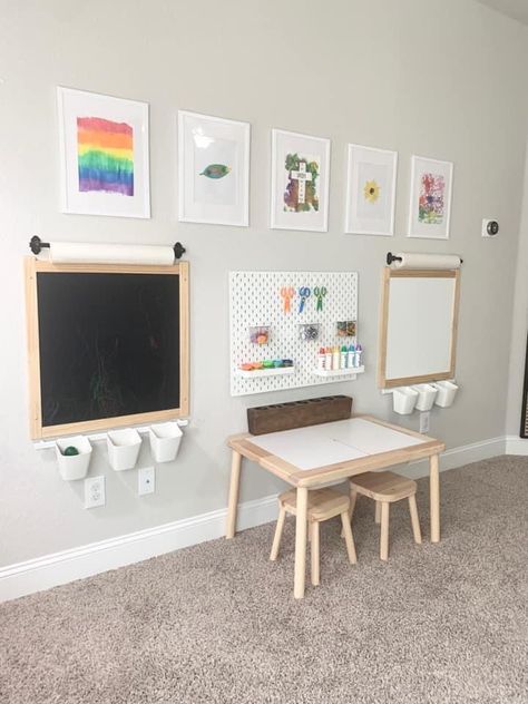 Camera Montessori, Small Kids Playrooms, Playrooms Ideas, Playroom Idea, Organization Playroom, Playroom Decoration, Small Playroom, Minecraft Basement, Playroom Inspiration