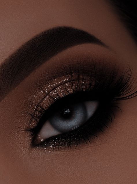 Black Smokey Eye Makeup, Evening Eye Makeup, Black Eye Makeup, Eye Makeup Images, Pretty Eye Makeup, Wedding Eye Makeup, Gold Eye Makeup, Prom Eye Makeup, Cute Eye Makeup