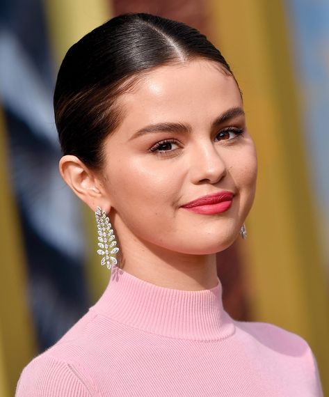 Selena Gomez Thanks the 'Inspiring' Black Leaders Who Took over Her Instagram for 2 Weeks Selena Gomez Boyfriend, Selena Gomez Hair, Alex Russo, Selena Gomez Photos, Helena Christensen, Influential People, Time 100, Marie Gomez, Famous Celebrities