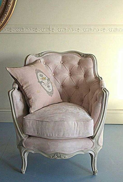 Chair Inspiration Button Tufting Tidbits&Twine Shabby Chic Armchair, Muebles Shabby Chic, Decoration Shabby, Chic Chair, Pink Chair, French Chairs, Antique Chairs, Chic Bedroom, French Country House