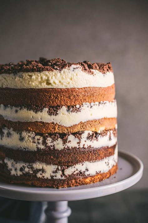 Tiramisu Crunch Layer Cake Milk Bar Cake, Christina Tosi, Bar Cake, Crunch Cake, Tiramisu Cake, Tiramisu Recipe, Layered Cake, Milk Bar, Chocolate Frosting