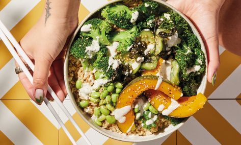 I Grew Up Eating Macrobiotic—Try My Mom's Go-To Grain Bowl Macrobiotic Bowl, Kale Feta, Blue Zones Recipes, Zone Recipes, Protein Lunch, Plant Based Breakfast, Grain Bowl, Perfect Lunch, Functional Food