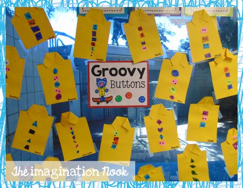 Pete The Cat Button Craft, Pete The Cat Buttons, Pete The Cat Art, Cat Story, September Themes, Pete The Cats, Clothing Themes, Preschool Reading, Cat Activity