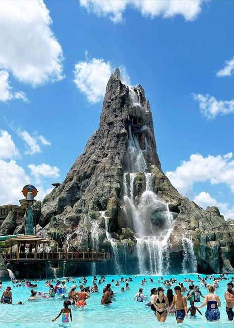 Universal Water Park, Universal Volcano Bay, Volcano Bay Aesthetic, Volcano Bay Universal, Volcano Bay Orlando, Universal Florida, Orlando Trip, Friends Trip, Universal Parks