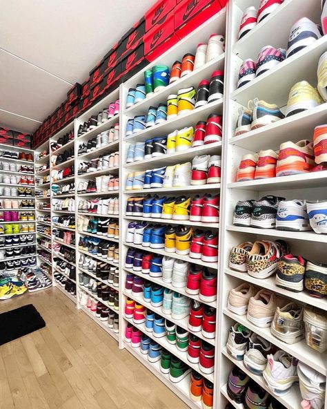 Hype Beast Closet, Lego Mansion, Sneaker Wall, Sneaker Closet, Hype Beast, Sneak Attack, Trendy Shoes Sneakers, Dream Life House, Cute Nike Shoes