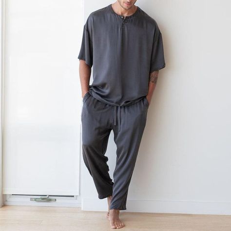 19 Best Men’s Pajamas of 2021 - Most Comfortable Men's Loungewear Men Lounge Wear, Pajama Outfit Men, Men Pajamas Aesthetic, Men’s Loungewear, Home Outfit Men, Mens Loungewear Fashion, Men Pajamas Fashion, Man Pijama, Mens Leisure Wear