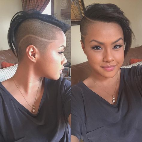 women's mohawk by @ksigua.gif Swag Hairstyles, Very Short Hairstyles, Shaved Hair Women, Half Shaved Hair, Shaved Side Hairstyles, Shaved Hair Designs, Woman Shaving, Oval Face Hairstyles, Mohawk Hairstyles