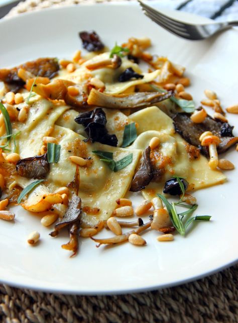 Wild Mushroom Ravioli, Sunday Night Blues, Mushroom Pasta Sauce, Wild Mushroom Recipes, Pasta Dough Recipes, I'm Exhausted, Mushroom Ravioli, Ravioli Pasta, Ravioli Recipe