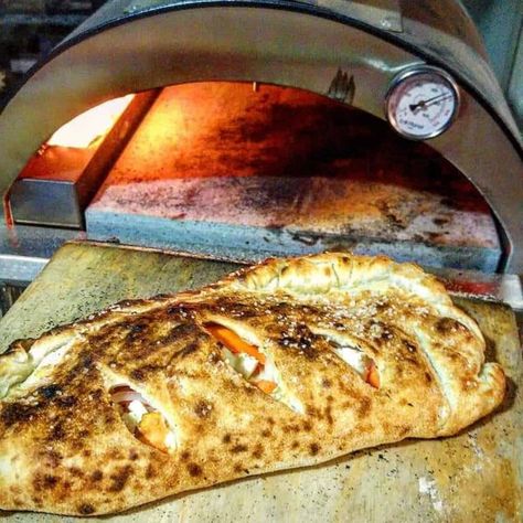 What Else Can You Cook In A Gas Pizza Oven? - OvenSpot Things To Cook In Pizza Oven, Ooni Pizza Oven Calzone, Recipes For Pizza Oven, Gas Pizza Oven Recipes, Pizza Oven Recipes Not Pizza, Ooni Pizza Oven Recipes, Ooni Recipes, Outdoor Pizza Oven Recipes, Pizza Oven Recipes Wood Fired