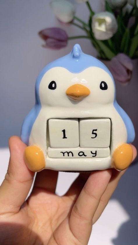 Clay Crafts Calendar, New Clay Ideas, Clay Animal Calendar, Clay Crafts Figures, Clay Ideas For Girlfriend, Clay Hello Kitty Ideas, Small Clay Things To Make, Diy Cute Clay Crafts, Diy With Clay Ideas