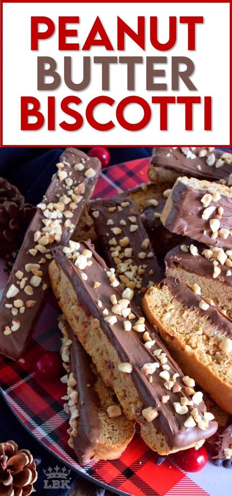 Peanut Butter Biscotti, Easy Biscotti, Biscotti Flavors, Best Biscotti Recipe, Easy Biscotti Recipe, Biscotti Recipes, Baking Holiday, Chocolate Peanutbutter, Italian Cookie