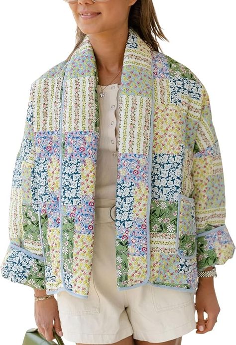 Omoone Women's Cropped Floral Quilted Jacket Cardigan Printed Lightweight Open Front Padded Puffer Coat(3950-01Green-L) at Amazon Women's Coats Shop Parka Jacket Women, Womens Quilted Jacket, Cropped Puffer Jacket, Winter Outwear, Jacket Cardigan, Womens Parka, Padded Coat, Cotton Coat, Turndown Collar