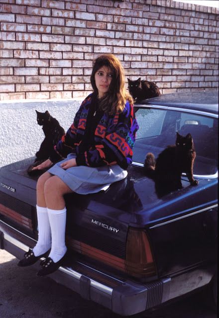 vintage everyday: 1980s 1980s Aesthetic, Chica Dark, Street Portraits, Mexico Fashion, 1960 Fashion, Mexican Fashion, Street Portrait, 80s Aesthetic, 1980s Fashion