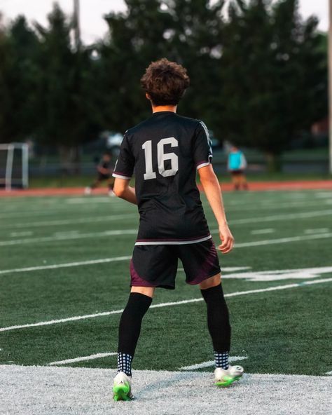 Mount vernon VS Edison High School ⚽️ . . . #soccer #football #sportsphotography #photographer #photography Edison High School, Soccer Pics, School Soccer, High School Soccer, Soccer Photography, Mount Vernon, April 19, Soccer Football, Sports Photography