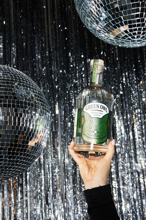 #Holidays #HolidaySeason #Festive #FestiveSeason #FestiveCocktails #SeasonalDrinks #NewYears #NewYearsEve #PartyDrink #NYE #Shiny #Glitter #BallDrop #CountDown #PartyInspo #PartyTheme #Disco #DiscoFever #DiscoBall Disco Ball Cocktail, Disco Cocktails, Christmas Disco, Disco Ball Nye Decor, Disco Ball New Years Eve, Disco Ball Product Photography, Happy New Year Disco Ball, Disco Ball New Years Eve Decor, Disco Christmas