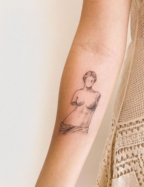 Roman Tattoo For Women, Aphrodite Tattoos For Women, Venus Of Milo Tattoo, Roman Tattoo Women, Greek Women Statues Tattoo, Greek Statue Tattoo Woman, Statue Of Venus Tattoo, Statue Woman Tattoo, Body Statue Tattoo