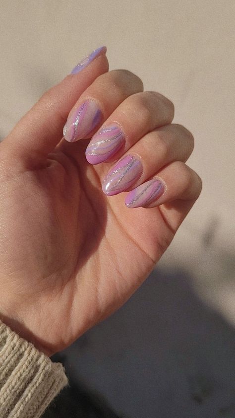 Lilac And Silver Nails, Lilac Almond Nails, Purple Silver Nails, Purple And Silver Nails, Sliver Nails, Grad Nails, Silver Nail Designs, Spring Break Nails, Nail Board