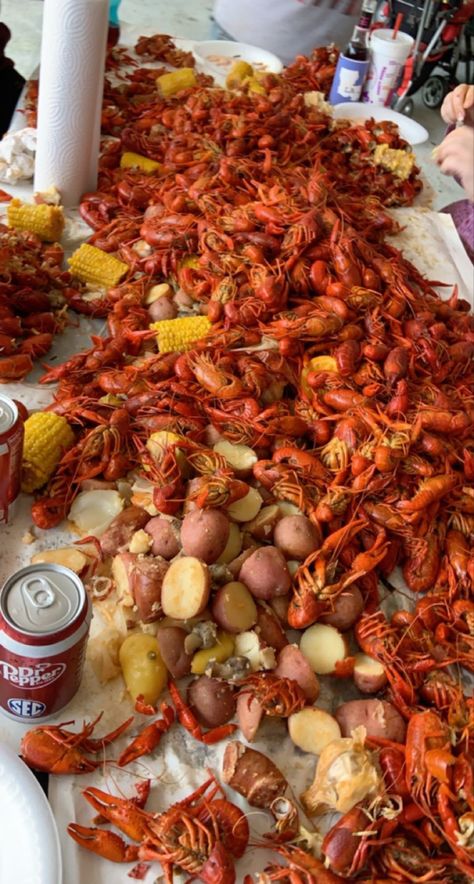 Crab Dinner Recipes, Crab Dips, Crab Appetizers, Crab Dinner, Crab Appetizer, Crawfish Boil Party, Louisiana Food, Louisiana Crawfish, Crab Meat Recipes