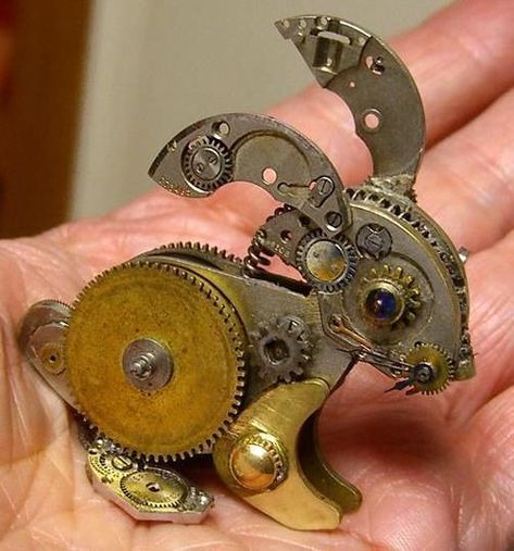 Mechanic Art, Steam Punk Art, Steampunk Kunst, Recycled Watch, Steampunk Gadgets, Steampunk Animals, Steampunk Items, Steampunk Aesthetic, Old Watch