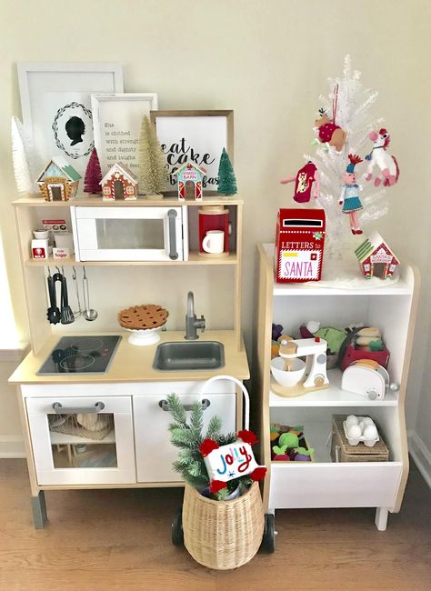 Crawlspace Playroom, Christmas Play Kitchen, Playroom Christmas Decor, Christmas Ikea, Ikea Kids Kitchen, Loft Playroom, Ikea Play, Ikea Dollhouse, Ikea Play Kitchen