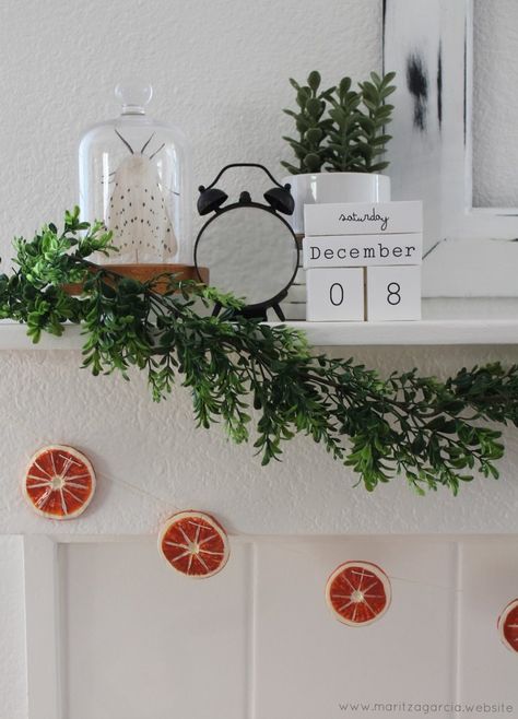 Air-Dry Clay Citrus Garland + Gift Tags DIY — Maritza Garcia | knot just paper Natal, Clay Garland, Citrus Garland, Citrus Slice, Clay Orange, Book Christmas Tree, Inexpensive Crafts, Tags Diy, Gift Tags Diy