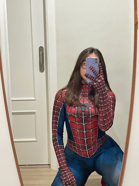 Spiderman Woman, Costume Spider, Spiderman Outfit, Spiderman Shirt, Supergirl Cosplay, Spiderman Suits, Hot Halloween Outfits, Spiderman Costume, Woman Costume