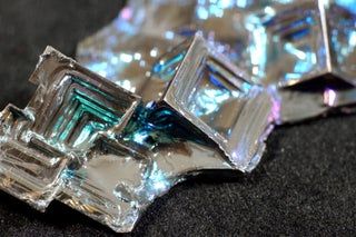 Make Bismuth Crystals in the Kitchen - Instructables Homemade Crystals, Alum Crystals, Grow Crystals, Making Crystals, Make Crystals, Grow Your Own Crystals, Crystal Growing, Borax Crystals, Crystal Making