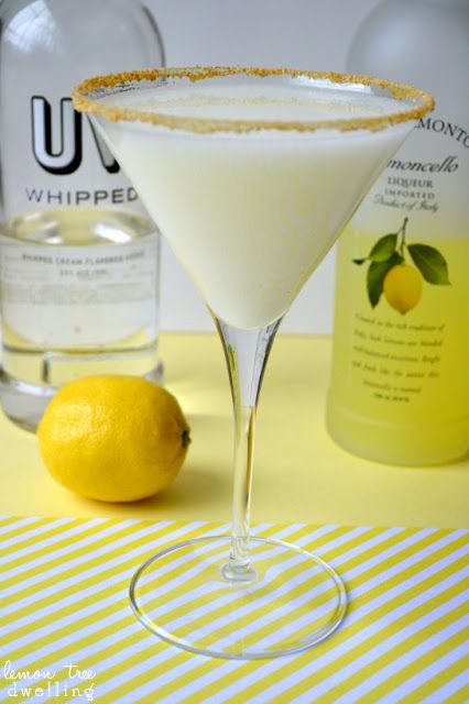 Deliciously sweet Lemon Meringue Martini from Lemon Tree Dwelling ~ www.lemontreedwelling.com  #martinis Whipped Vodka, Martini Shaker, Lemon Meringue Pie, Martini Recipes, Flavored Vodka, Meringue Pie, S'mores, Lemon Meringue, Daiquiri