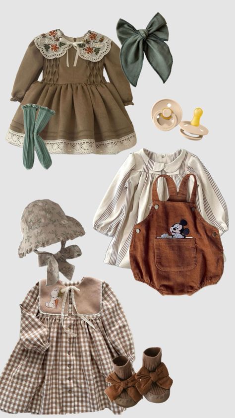 Vintage baby Baby Girl Vintage Outfits, Vintage Baby Girl Outfits, Vintage Baby Aesthetic, Vintage Baby Outfits, Thrifted Baby Clothes, Baby Clothes Aesthetic, Vintage Baby Style, Vintage Baby Girl Clothes, Vintage Baby Gear