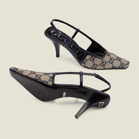 Luxury High Heels, Gucci Shoes Women, Heels Gucci, Beige And Blue, Shoe Wishlist, Mid Heels Pumps, Designer High Heels, Leather High Heels, Heels Pumps