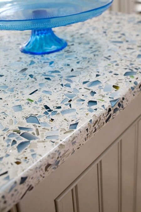 Blue Beach House, Best Kitchen Countertops, Sea Glass Mosaic, Glass Countertops, Concrete Counter, Beach House Kitchens, Laminate Countertops, Grey Kitchens, Countertop Materials