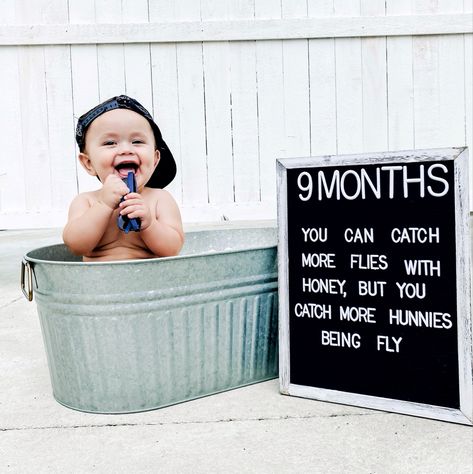 Unique Milestone Ideas, 9 Months Picture Ideas, 10 Months Milestones Photo Ideas, 9 Months Old Photo Ideas, 9 Months In 9 Months Out Pictures Ideas, Six Month Milestone Pictures, 9 Month Milestone Picture Ideas, 9 Month Old Letter Board Ideas, 9 Month Letter Board Ideas